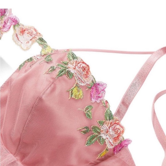Victoria's Secret Tops Victorias Secret Pink Dusty Roses Trim